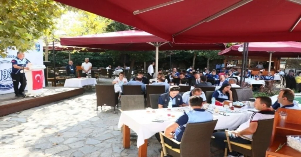 Eyüpsultanda Zabıtalar Kahvaltı Programında Bir Araya Geldi