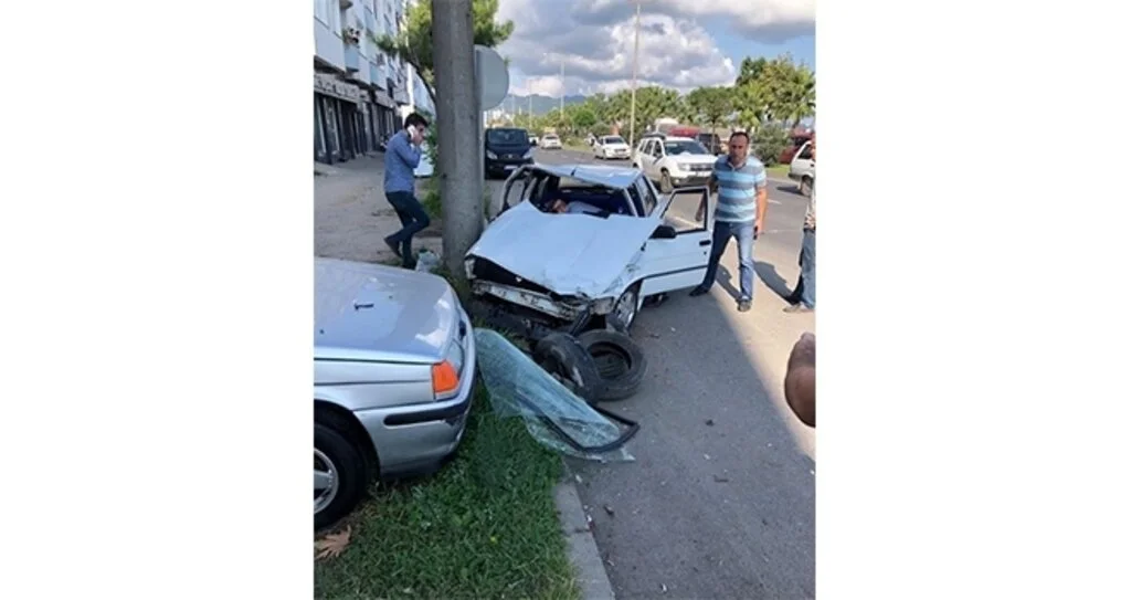 Fatsa’da zincirleme trafik kazası: 2 yaralı