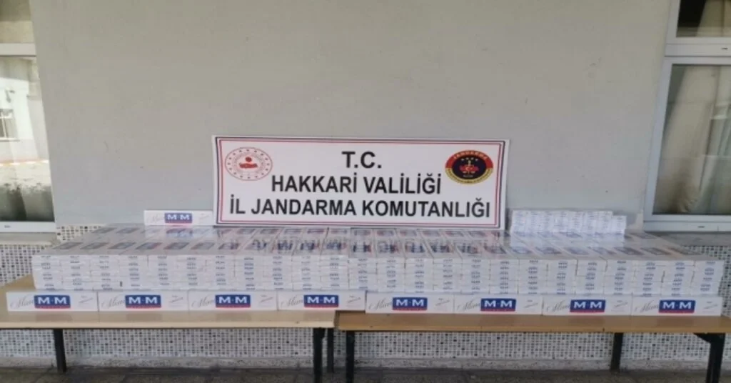 Hakkaride 5 Bin Paket Kaçak Sigara Ele Geçirildi