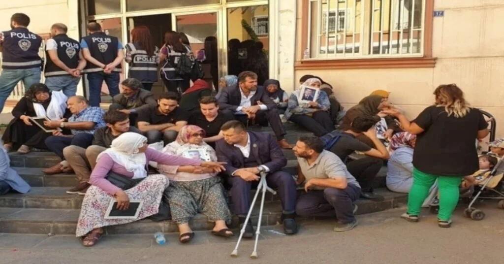 Hempa Çocuk Derneğinden Diyarbakırdaki Annelere Ziyaret
