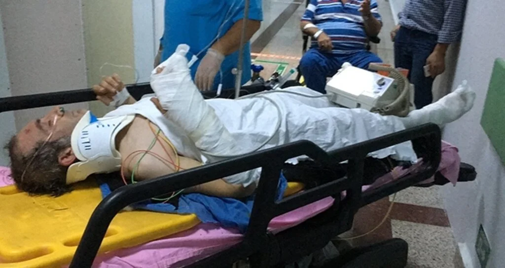 Hurda toplamak için çıktığı inşaatın çatısından düşerek ağır yaralandı