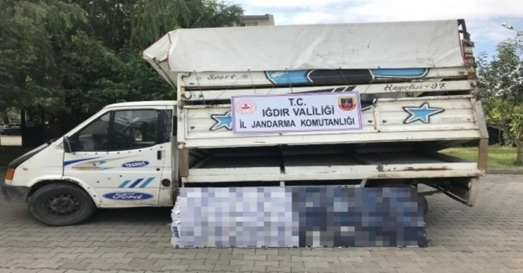 Iğdırda 4 Bin 900 Paket Kaçak Sigara Ele Geçirildi