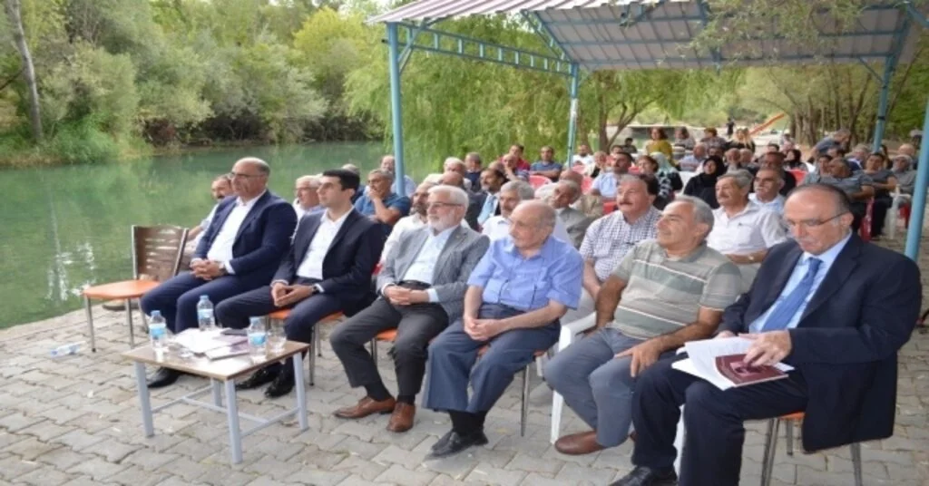 İlk Vekil, Şair Dede Nüzhet  Memleketi Çemişgezekte Anıldı