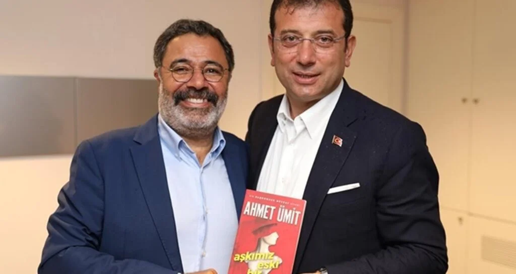 İmamoğlu, Önce Kitap İmzalattı Sonra Atatürk Sergisi Gezdi