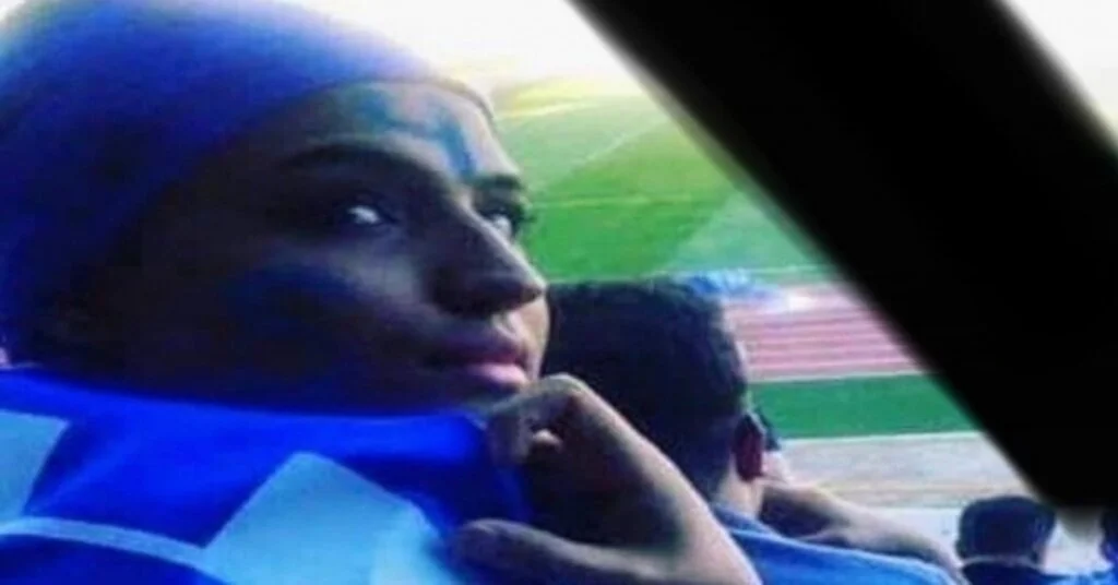 İranlı Futbol Taraftarı Mavi Kız Hayatını Kaybetti