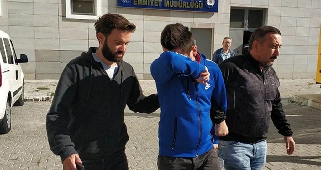 İş yerinde uyuşturucu ticaretine gözaltı