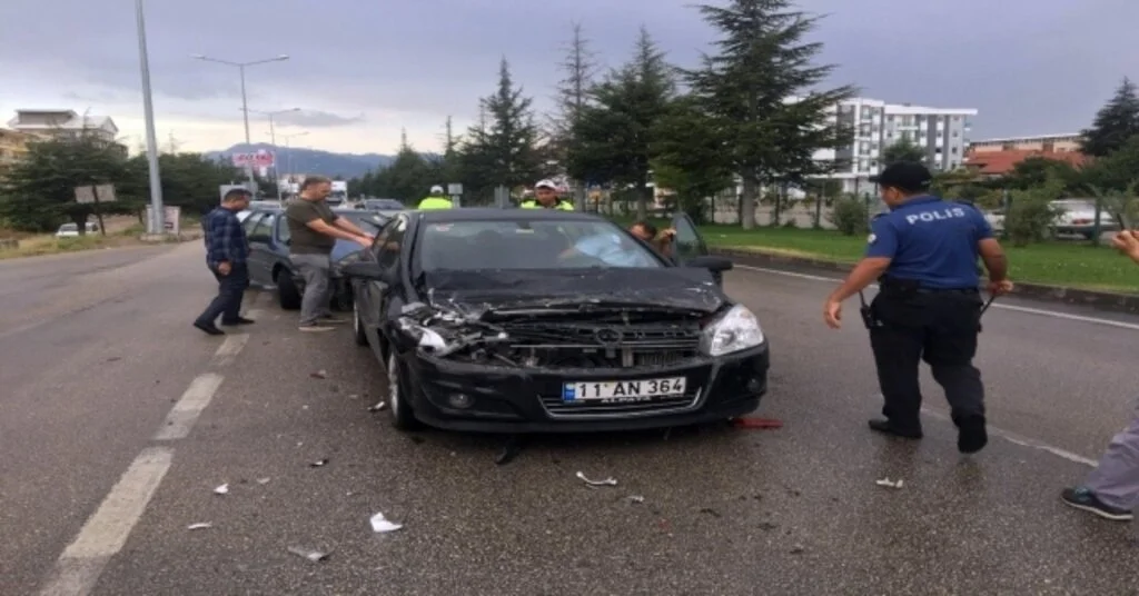 Ispartada Zincirleme Kaza: 1 Yaralı