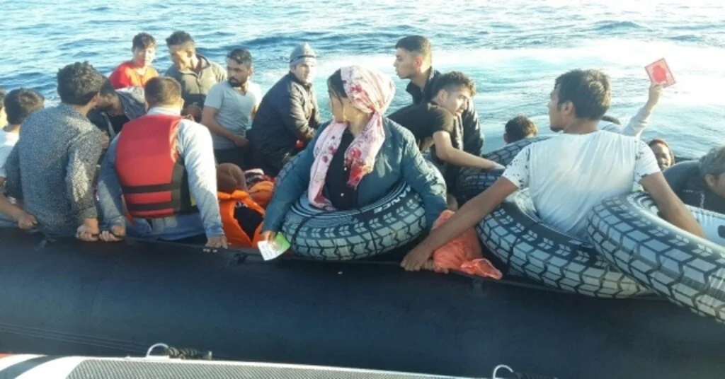 İzmirde 181 Kaçak Göçmen Yakalandı