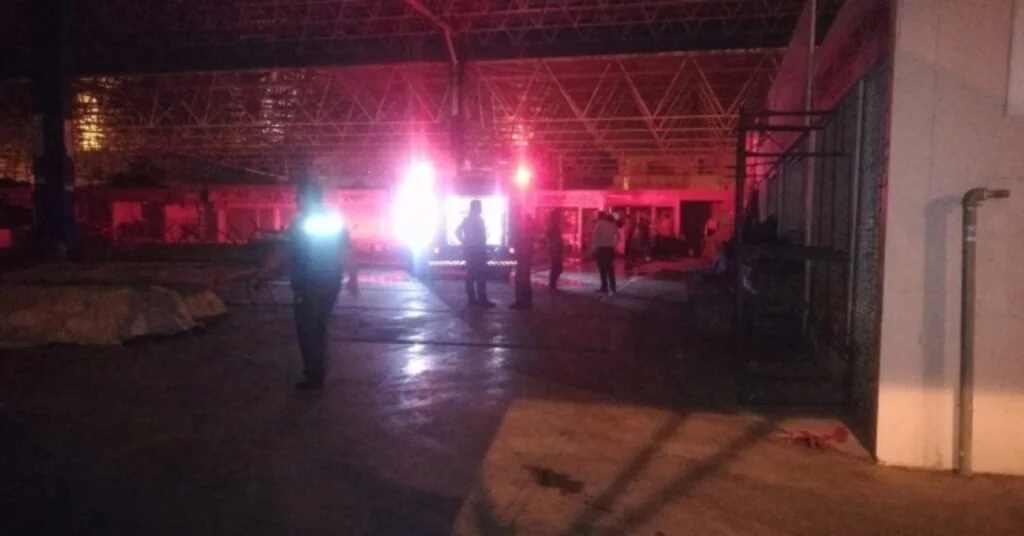 İzmirde Sanayi Tipi Tüp Patladı