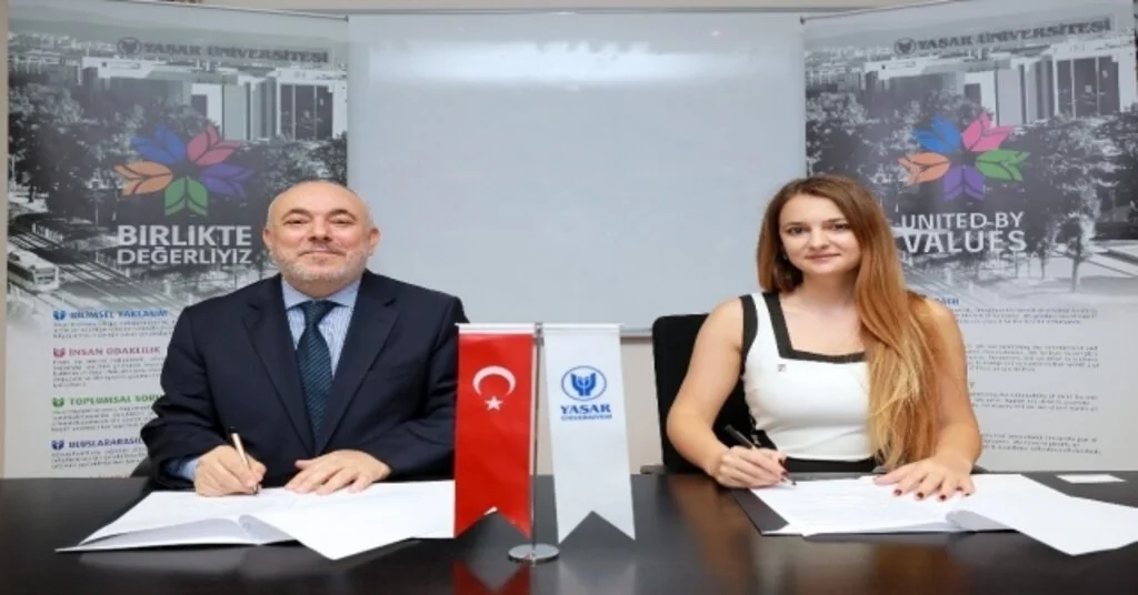 İzmirli İç Mimarlara Mesleki Gelişim Katkısı