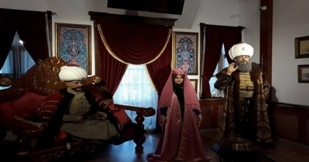 Kanuni Sultan Süleyman Osmanlı Kültür Evini En Çok Onlar Ziyaret Ediyor