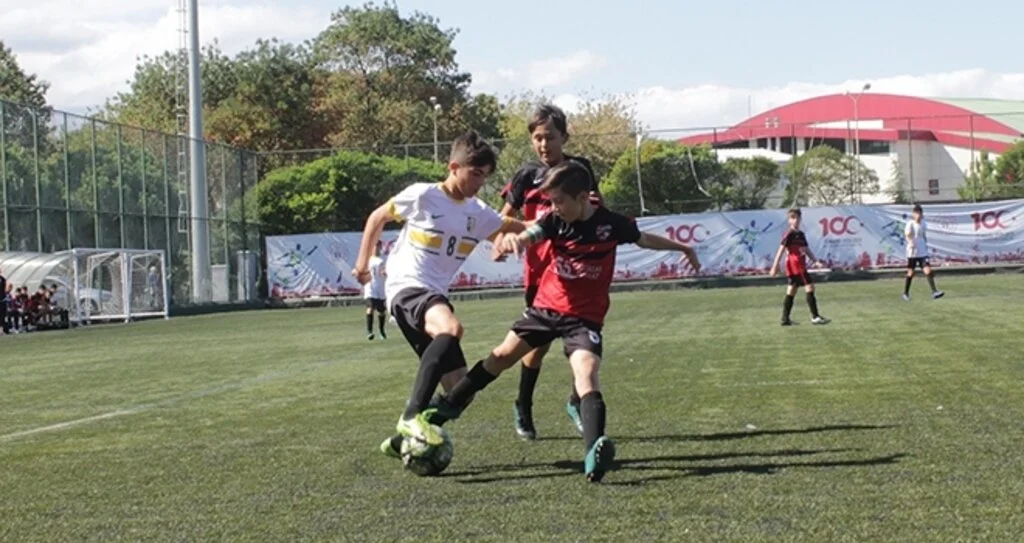 KARADENİZ'DEN GOL YAĞMURU