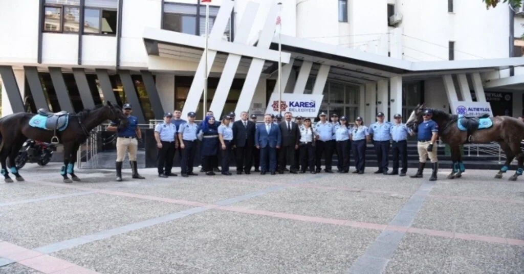 Karesinin Atlı Zabıtalarına İlgi Büyük