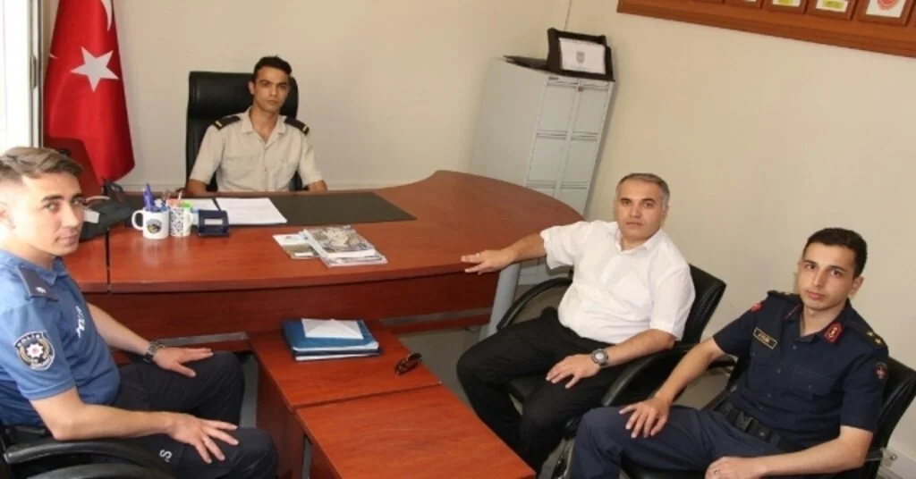Kaymakam Durudan Yeni Komutanlara Ziyaret