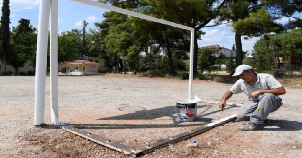 Konyaaltı Belediyesinden Okullara Fiziki Destek