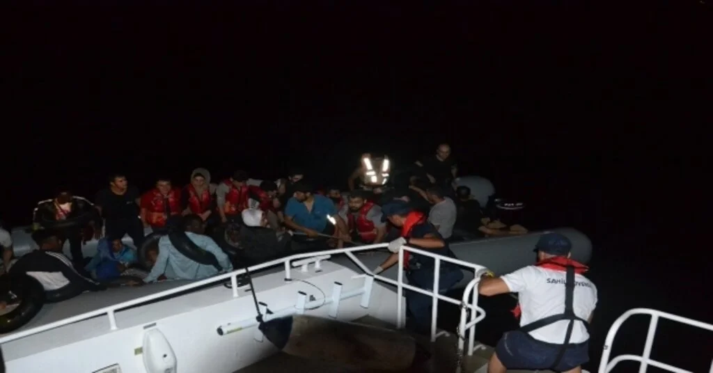 Kuşadasında 38 Düzensiz Göçmen Yakalandı