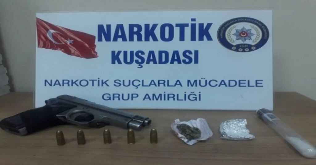 Kuşadasında Uyuşturucu Operasyonu; 2 Gözaltı