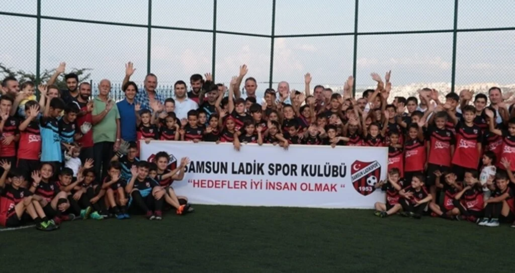 Ladik SK'dan Görkemli Açılış