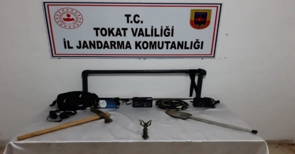 Melek Figürlü Heykeli Jandarma Kurtardı