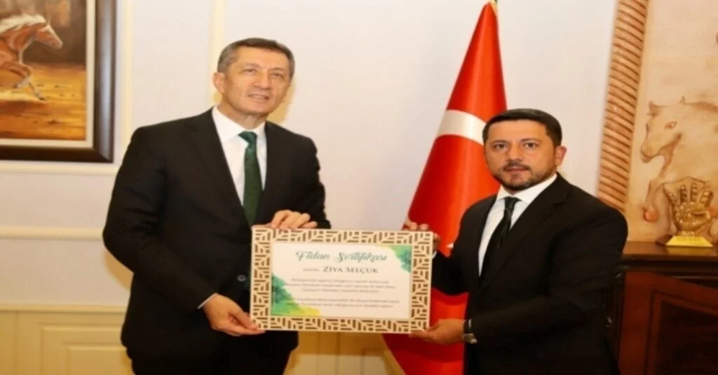 Milli Eğitim Bakanı Ziya Selçuk, Nevşehir Belediyesini Ziyaret Etti