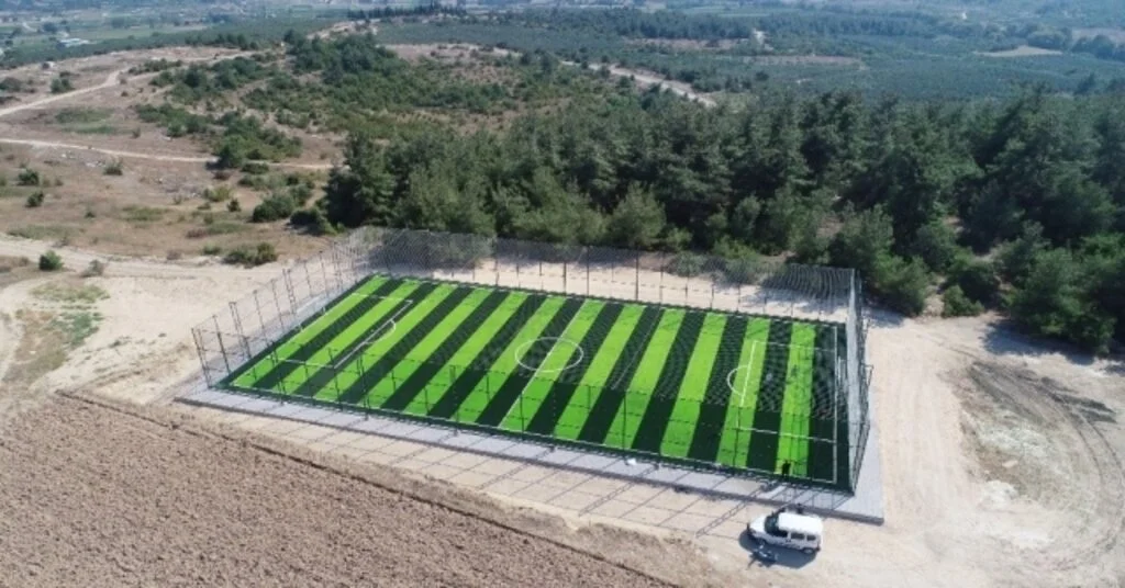 Mudanya Belediyesinden 7 Mahalleye Halı Saha