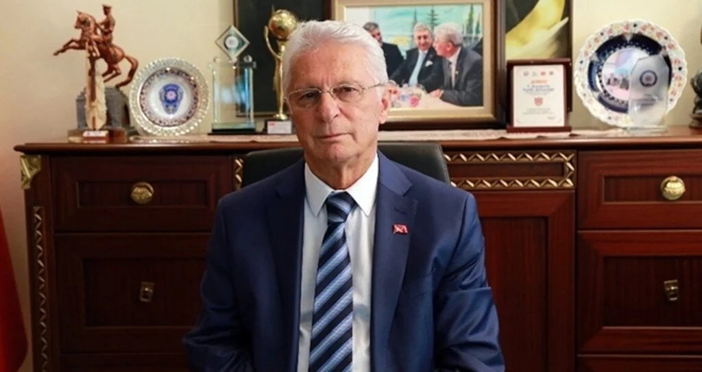 Özel araçta sigara yasağına destek