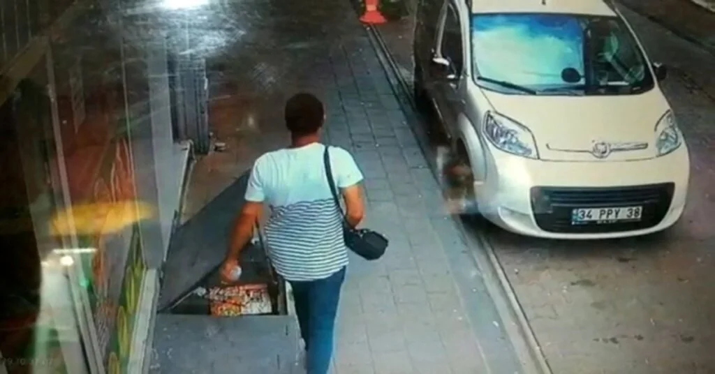 (Özel) Fatihte Restorana Giren Hırsız Para Dolu Çantayı Böyle Çaldı