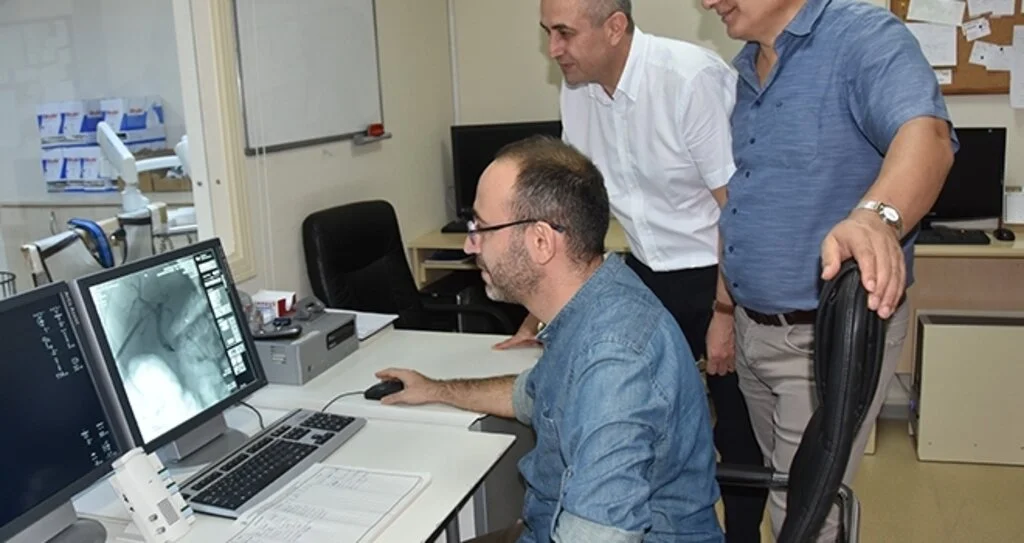 Safra yolu tıkanıklığı 'mıknatıs'la açıldı