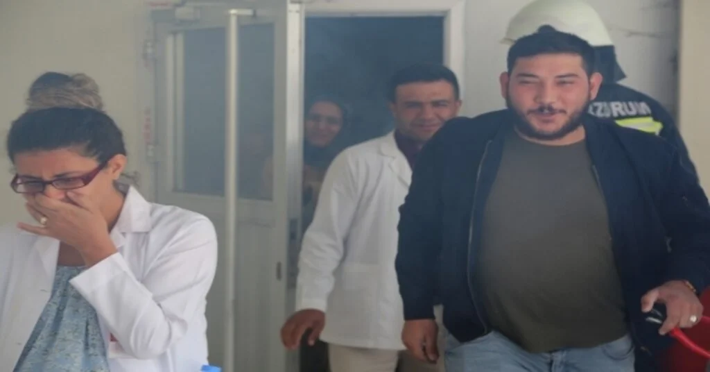 Sağlıkçılardan Gerçeğini Aratmayan Yangın Tatbikatı