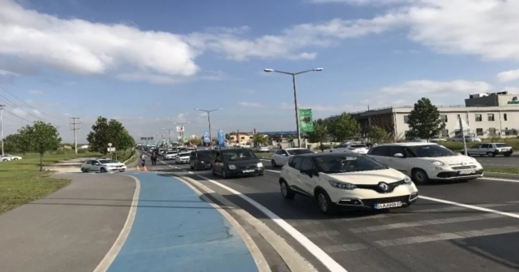 Sakaryada Okullar Açıldı, Trafik Durma Noktasına Geldi
