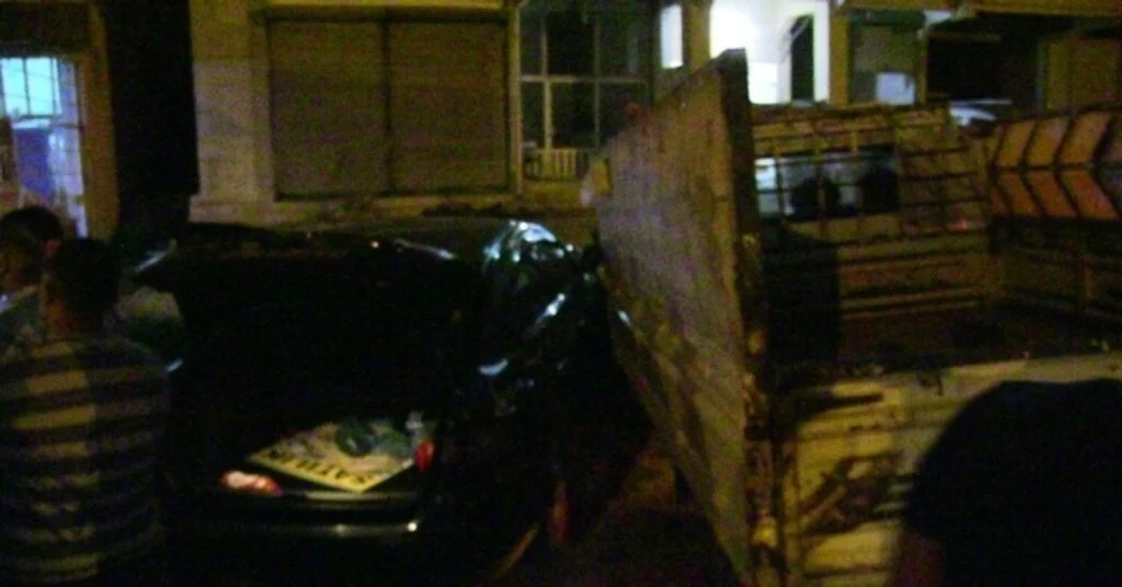 Samandağda Otomobil İle Kamyonet Çarpıştı:1 Yaralı
