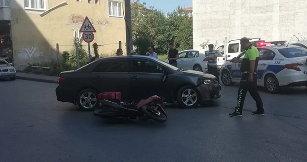 Samsun'da Otomobil ile motosiklet çarpıştı: 1 yaralı