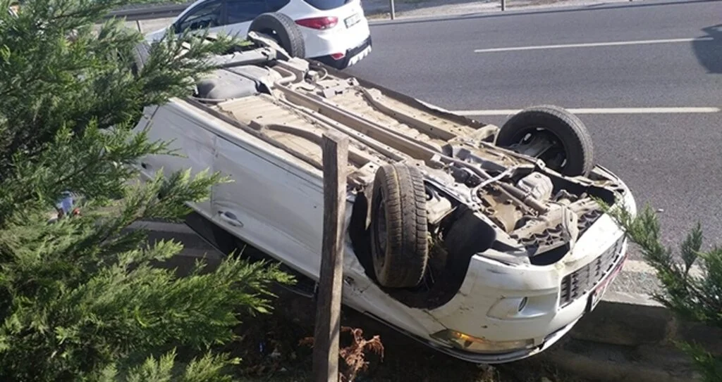 Samsun'da otomobil takla attı