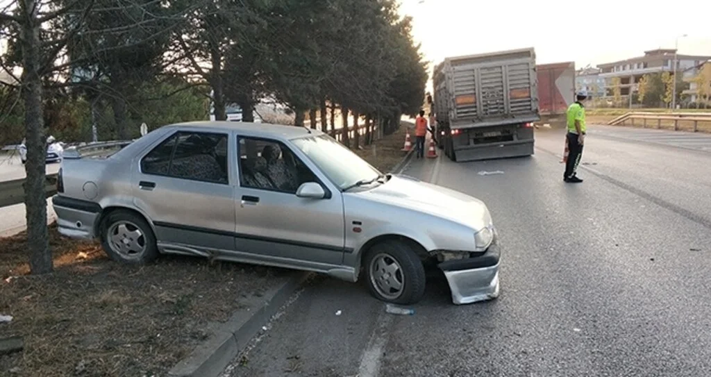 Samsun'da tır otomobile çarptı: 1 yaralı