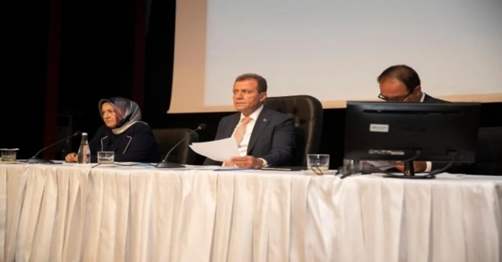 Seçer: “İşçi Çıkarmalar Devam Eder”