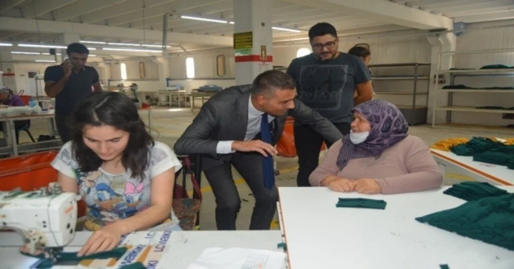 Selendili Yatırımcılara Sgk Teşvikleri Anlatıldı