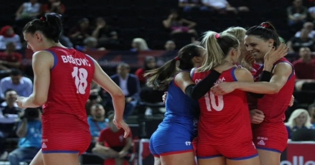 Son Şampiyon Sırbistan Yarı Finalde