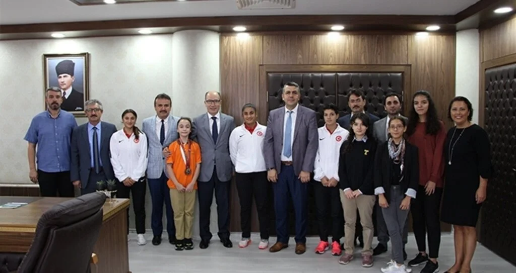 Spor Eğitime Katkı Sağlıyor