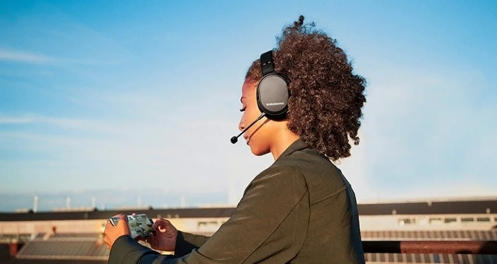 SteelSeries’ten, dünyanın ilk mobil uyumlu wireless kulaklığı!
