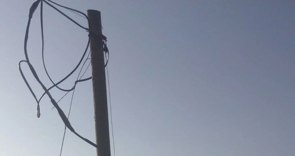 Telefon kablolarını çaldılar