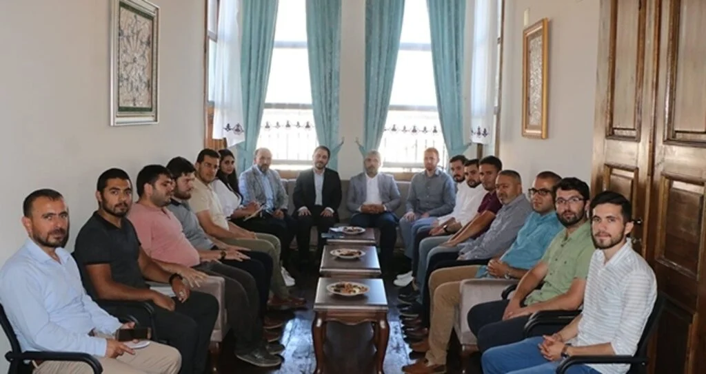 TÜGVA'dan üniversiteli öğrencilere yurt imkanı