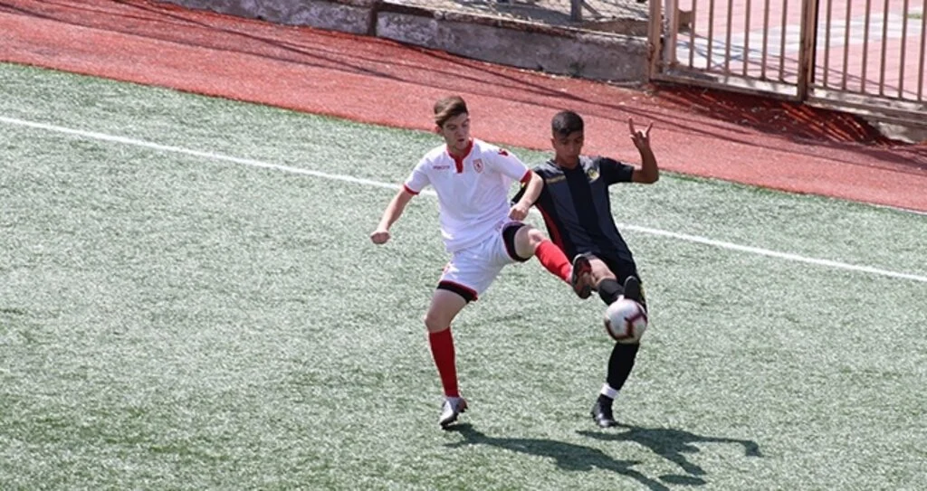 U17 galibiyetle döndü