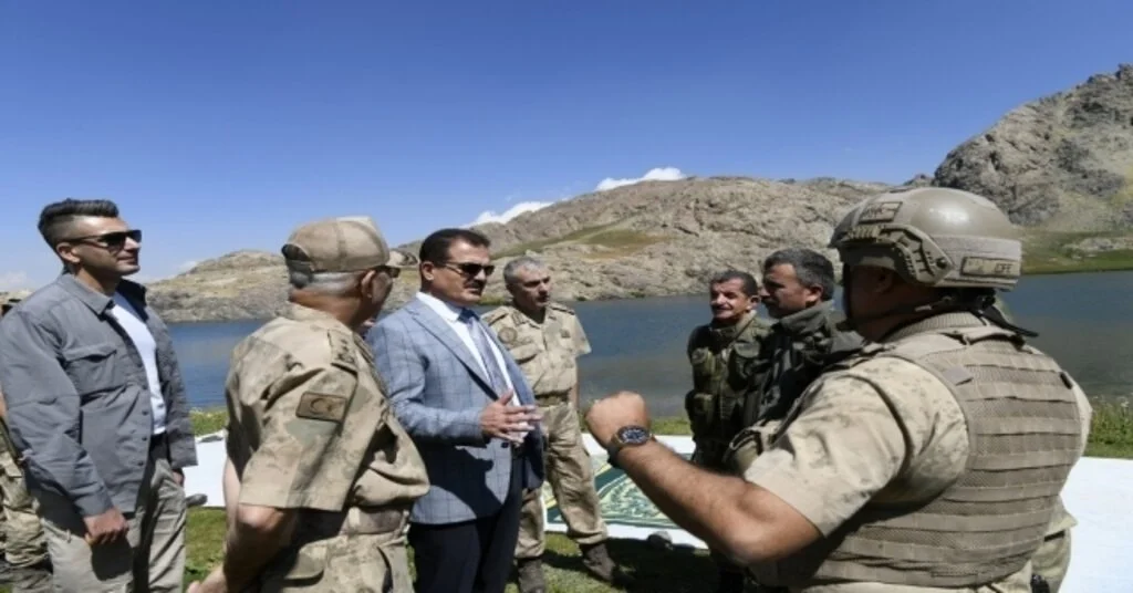 Vali Akbıyık, İkiyaka Dağlarında Denetlemelerde Bulundu