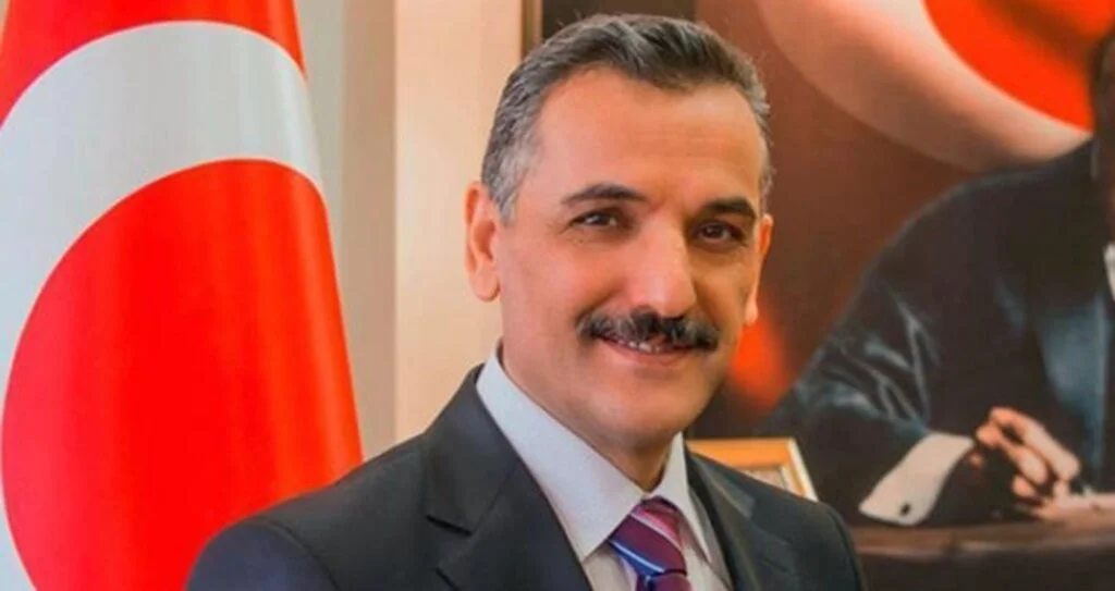 Vali Kaymak: Yaşlılarımız en kıymetli hazinemiz