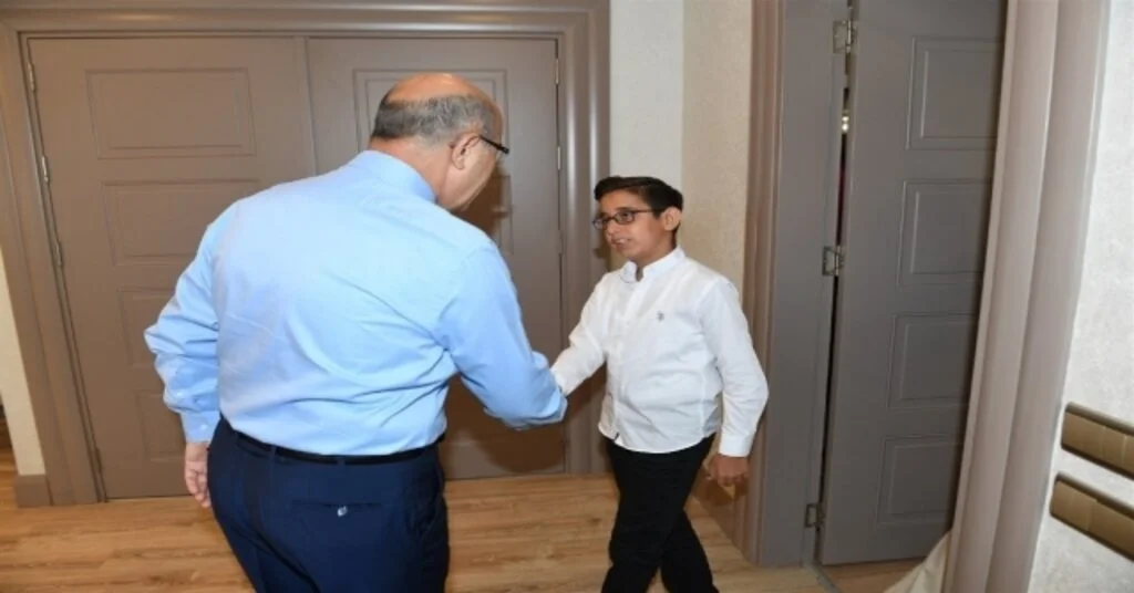 Vali Olmak İsteyen Furkan, Vali Demirtaş İle Buluştu
