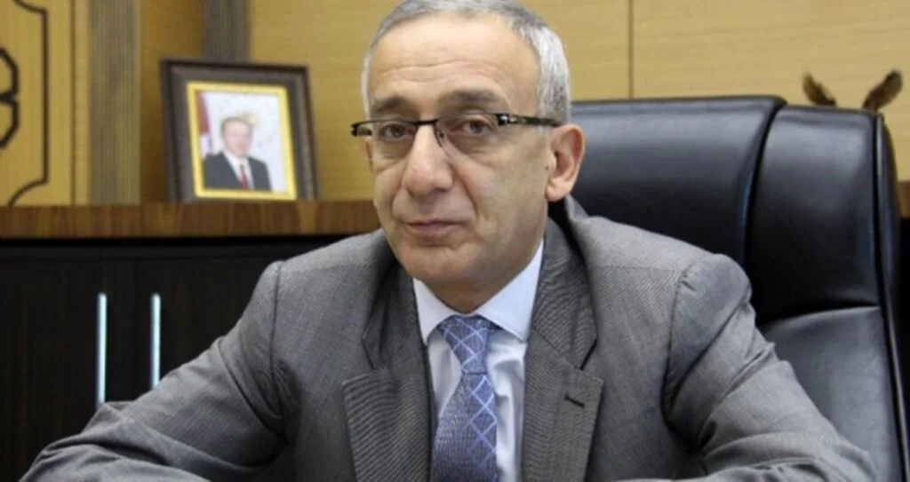 Vedat Yavuz veda ediyor
