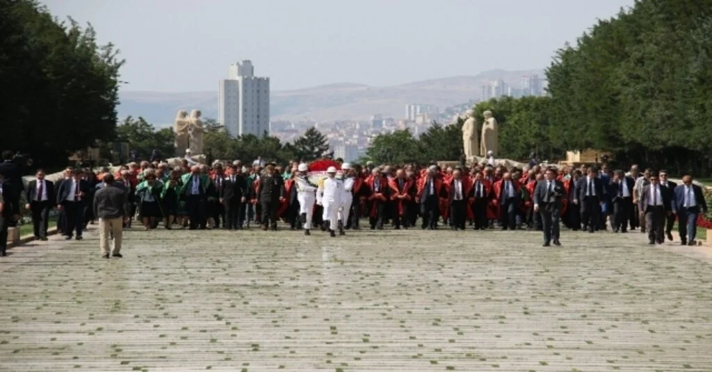 Yargıtay Başkanı Cirit, Anıtkabiri Ziyaret Etti