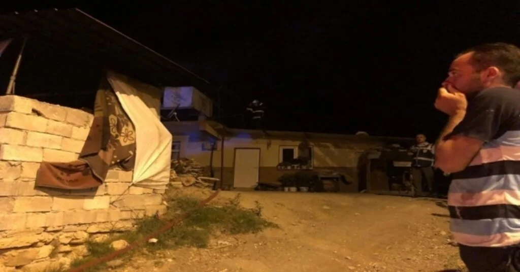 Yayladağında Tek Katlı Evde Çıkan Yangın Korkuttu