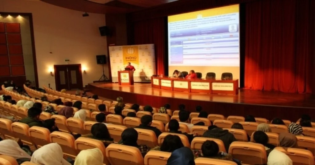 Yeni Kayıt Yaptıran Öğrenciler İçin Oryantasyon Programı Düzenlenecek