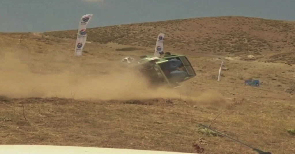 Yörük Futbolunda Eşekten Düşüp, Off-Road Yarışlarında Takla Attılar